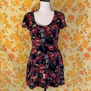Cute Forever 21 Floral Summer Dress